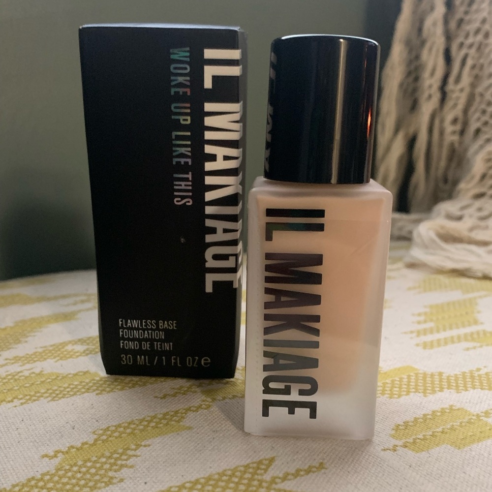 Il Makiage 010 Woke Up Like This Flawless Base Foundation